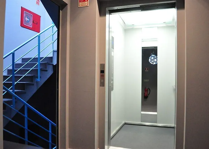 Cats Vandrerhjem Porto